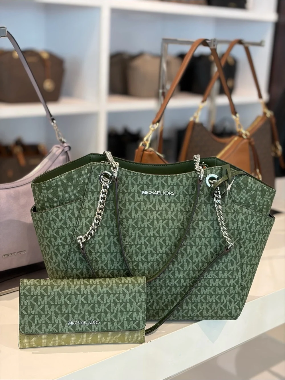 Michael Kors Jet Set Travel Chain Shoulder Bag Tote with Matching Wallet